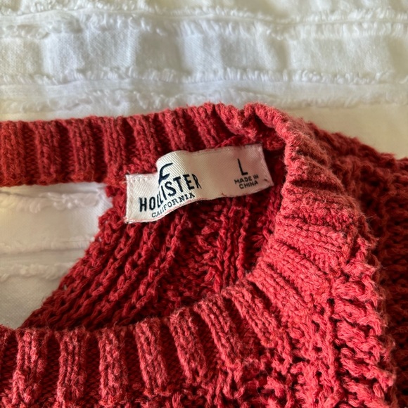 Hollister Coral Sweater Back Cut Outs - Picture 3 of 4